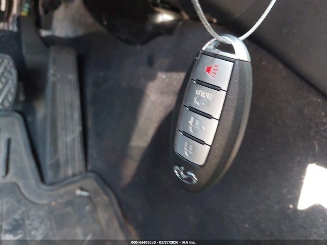 2014 Infiniti Q50 Premium მანქანა იყიდება აუქციონზე, vin: JN1BV7AR7EM698741, აუქციონის ნომერი: 44409389