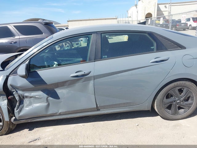 Продажа на аукционе авто 2021 Hyundai Elantra Hybrid Blue, vin: KMHLM4AJ7MU010678, номер лота: 44409400