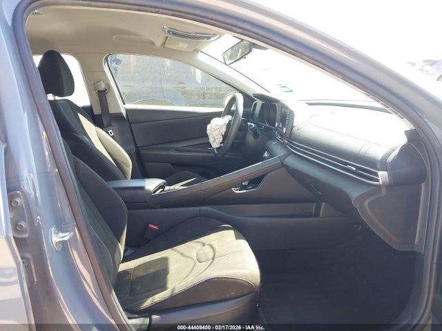 Продажа на аукционе авто 2021 Hyundai Elantra Hybrid Blue, vin: KMHLM4AJ7MU010678, номер лота: 44409400