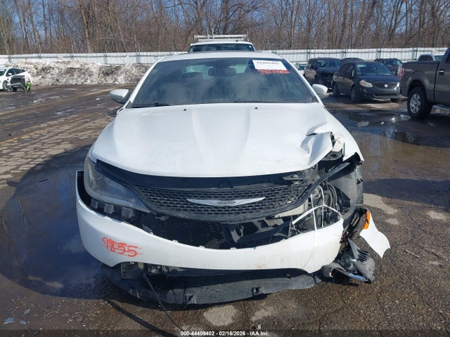 Aukcja sprzedaży 2016 Chrysler 200 S, vin: 1C3CCCDG4GN100648, numer aukcji: 44409402