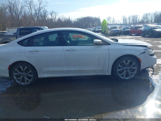 Aukcja sprzedaży 2016 Chrysler 200 S, vin: 1C3CCCDG4GN100648, numer aukcji: 44409402