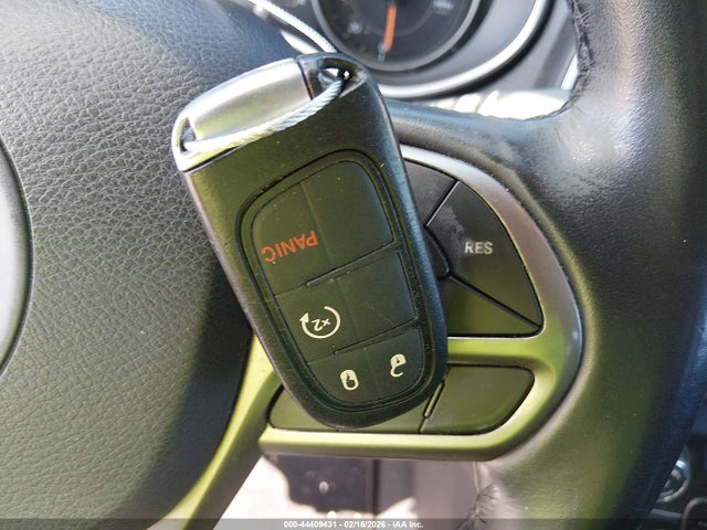 2021 JEEP CHEROKEE 1C4PJLLB9MD151038 Photo 10