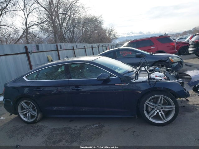 WAUENCF50JA110910 Audi A5 2.0t Premium