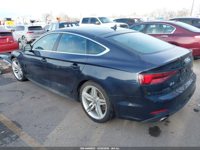 2018 AUDI A5 WAUENCF50JA110910 Photo 2
