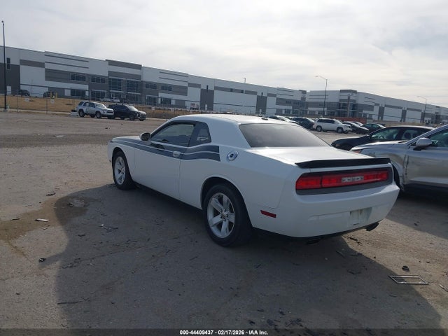 2013 DODGE CHALLENGER 2C3CDYAG9DH723833 Photo 2