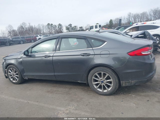 Продажа на аукционе авто 2017 Ford Fusion Se, vin: 3FA6P0H76HR375089, номер лота: 44409471