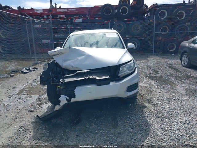 44409494 :رقم المزاد ، WVGAV7AXXGK000494 vin ، 2016 Volkswagen Tiguan S مزاد بيع
