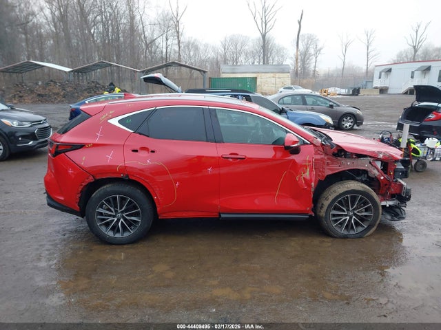 44409495 :رقم المزاد ، 2T2GGCEZ5NC015976 vin ، 2022 Lexus Nx 350 Premium مزاد بيع