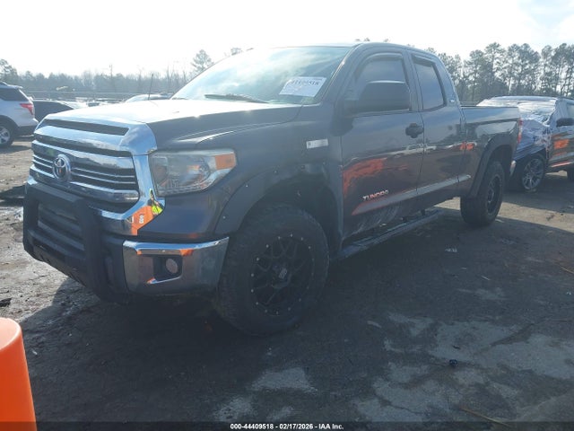 5TFRM5F15EX071881 Toyota Tundra Sr5 4.6l V8