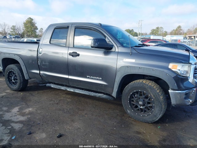 5TFRM5F15EX071881 Toyota Tundra Sr5 4.6l V8