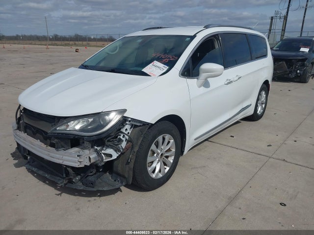 Aukcja sprzedaży 2019 Chrysler Pacifica Touring L, vin: 2C4RC1BG5KR537437, numer aukcji: 44409523