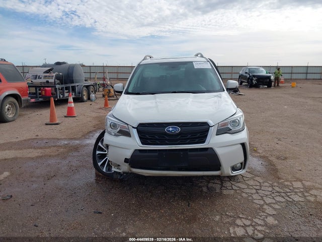JF2SJGWC7JH492255 Subaru Forester 2.0xt Touring
