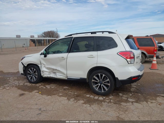 JF2SJGWC7JH492255 Subaru Forester 2.0xt Touring