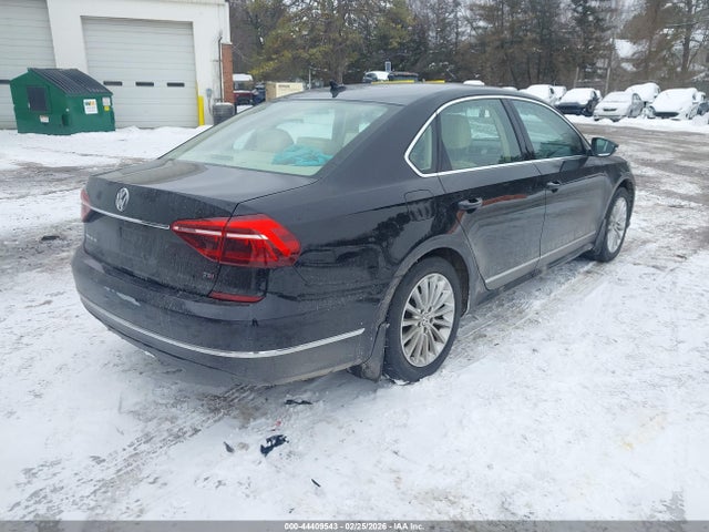 Продаж на аукціоні авто 2017 Volkswagen Passat 1.8t Se, vin: 1VWBT7A30HC016014, номер лоту: 44409543