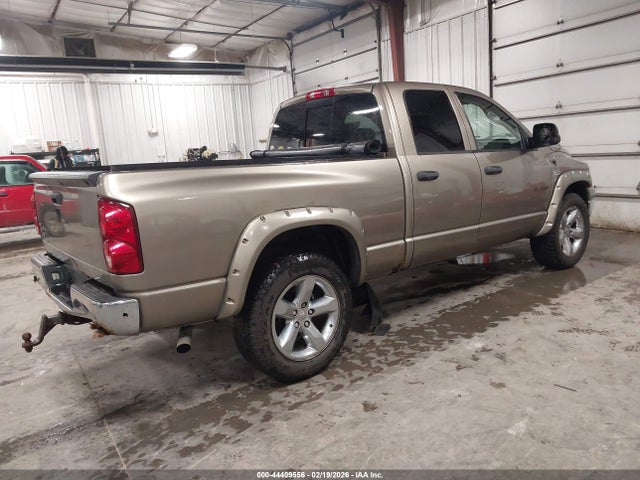 2008 DODGE RAM 1500 1D7HU18218J175470 Photo 3