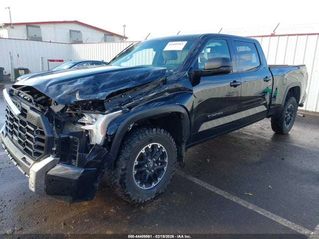 44409561 :رقم المزاد ، 5TFLA5EC2SX038656 vin ، 2025 Toyota Tundra Sr5 مزاد بيع