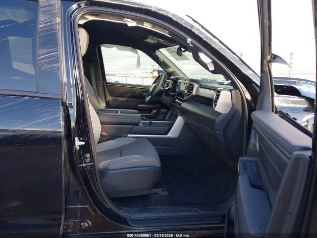 44409561 :رقم المزاد ، 5TFLA5EC2SX038656 vin ، 2025 Toyota Tundra Sr5 مزاد بيع