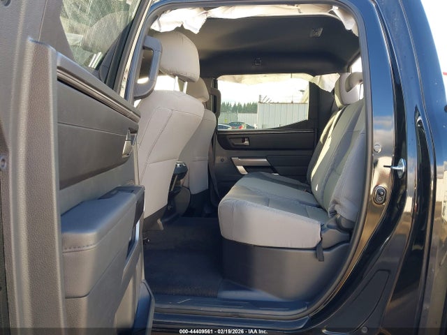 44409561 :رقم المزاد ، 5TFLA5EC2SX038656 vin ، 2025 Toyota Tundra Sr5 مزاد بيع