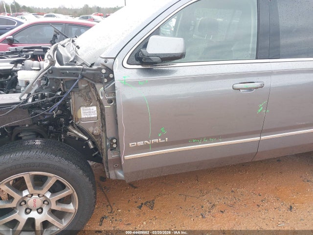 Продажа на аукционе авто 2019 Gmc Yukon Xl Denali, vin: 1GKS1HKJ6KR376618, номер лота: 44409582