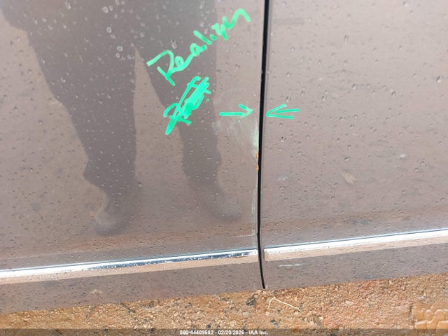 Продажа на аукционе авто 2019 Gmc Yukon Xl Denali, vin: 1GKS1HKJ6KR376618, номер лота: 44409582