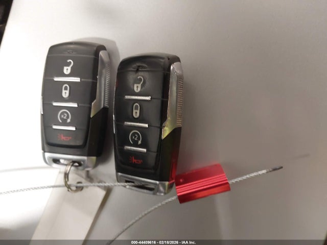 2021 RAM 1500 1C6SRFFT1MN516581 Photo 10