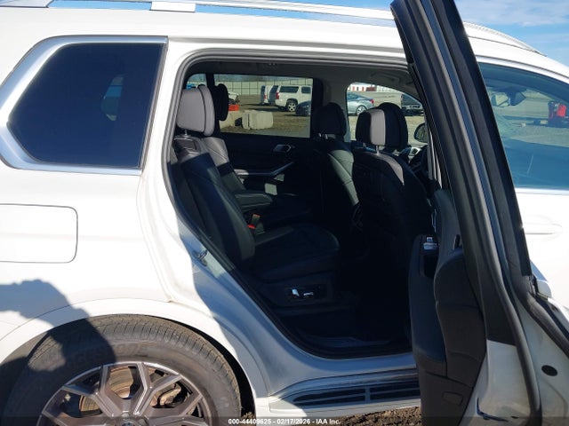 Продаж на аукціоні авто 2022 Bmw X7 Xdrive40i, vin: 5UXCW2C01N9L72533, номер лоту: 44409625