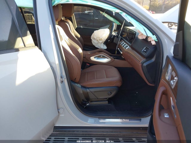2025 MERCEDES-BENZ GLS 450 4JGFF5KE2SB341093 Photo 4
