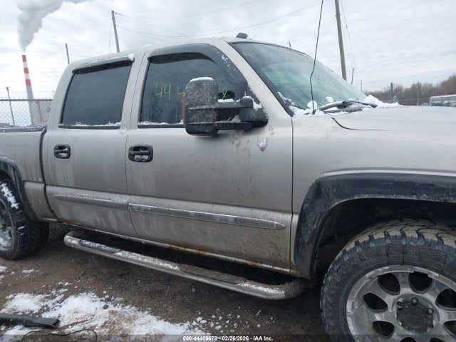 Продаж на аукціоні авто 2004 Gmc Sierra 1500 Slt, vin: 2GTEK13T141339033, номер лоту: 44409678