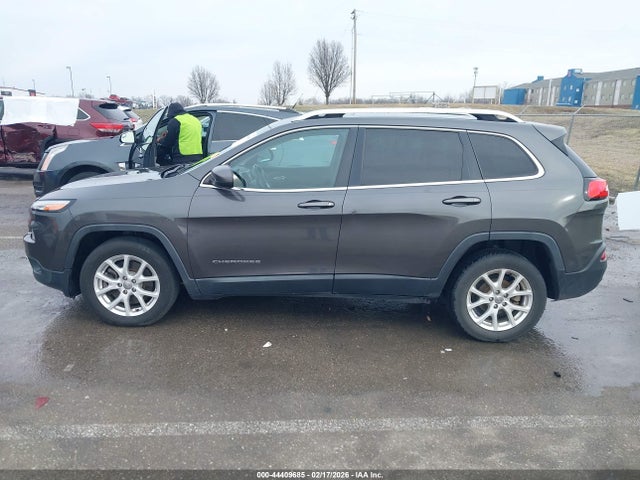 Продажа на аукционе авто 2015 Jeep Cherokee Latitude, vin: 1C4PJLCB7FW572750, номер лота: 44409685