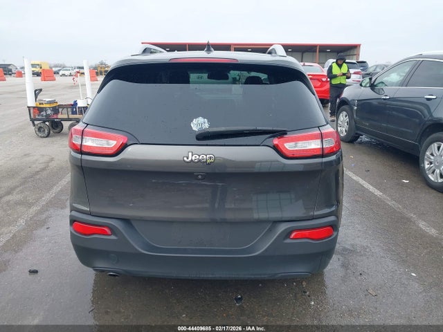 Продажа на аукционе авто 2015 Jeep Cherokee Latitude, vin: 1C4PJLCB7FW572750, номер лота: 44409685