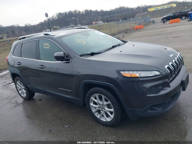 Продажа на аукционе авто 2015 Jeep Cherokee Latitude, vin: 1C4PJLCB7FW572750, номер лота: 44409685