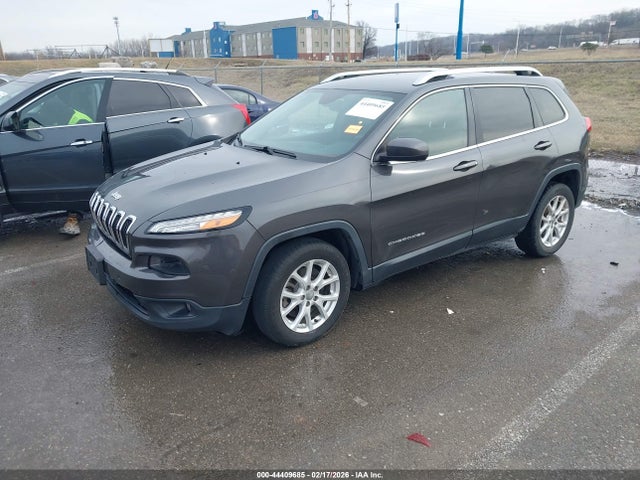 Продажа на аукционе авто 2015 Jeep Cherokee Latitude, vin: 1C4PJLCB7FW572750, номер лота: 44409685