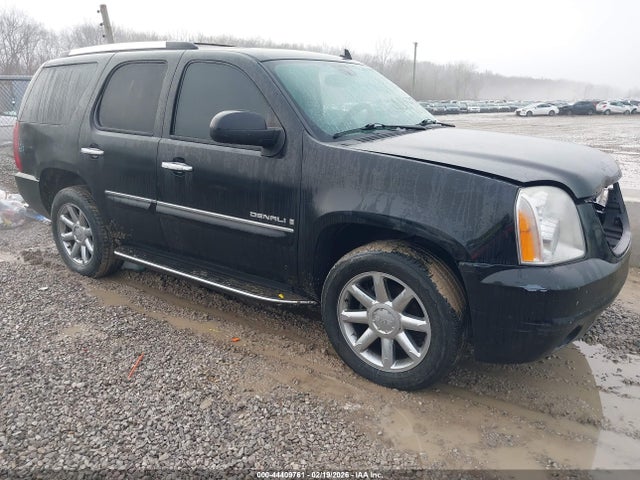44409761 :رقم المزاد ، 1GKFK63868J176960 vin ، 2008 Gmc Yukon Denali مزاد بيع