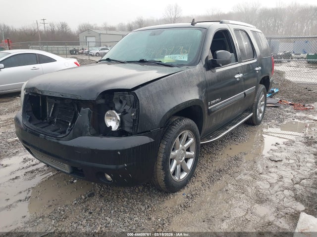 44409761 :رقم المزاد ، 1GKFK63868J176960 vin ، 2008 Gmc Yukon Denali مزاد بيع