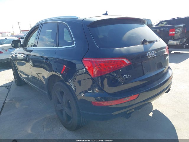 2011 AUDI Q5 WA1LFAFP6BA096875 Photo 2