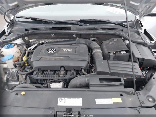 3VWD07AJ8EM418227 Volkswagen Jetta 1.8t Se