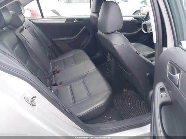 3VWD07AJ8EM418227 Volkswagen Jetta 1.8t Se