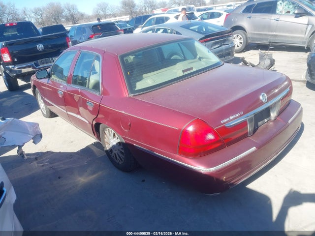 2005 MERCURY GRAND MARQUIS 2MHFM75W05X631880 Photo 2