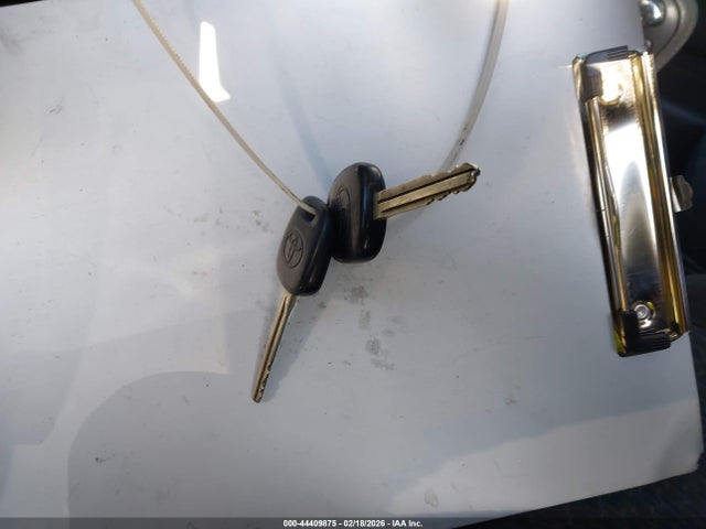 2007 TOYOTA COROLLA 1NXBR32E27Z840059 Photo 10