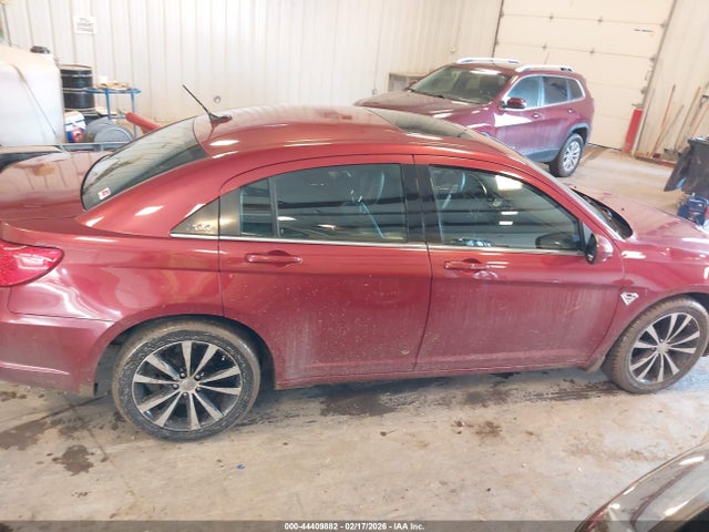 Продажа на аукционе авто 2013 Chrysler 200 Limited, vin: 1C3CCBCG9DN523524, номер лота: 44409882