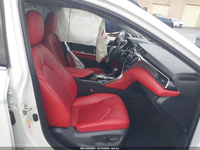 4T1B61HK4KU683721 Toyota CAMRY XSE