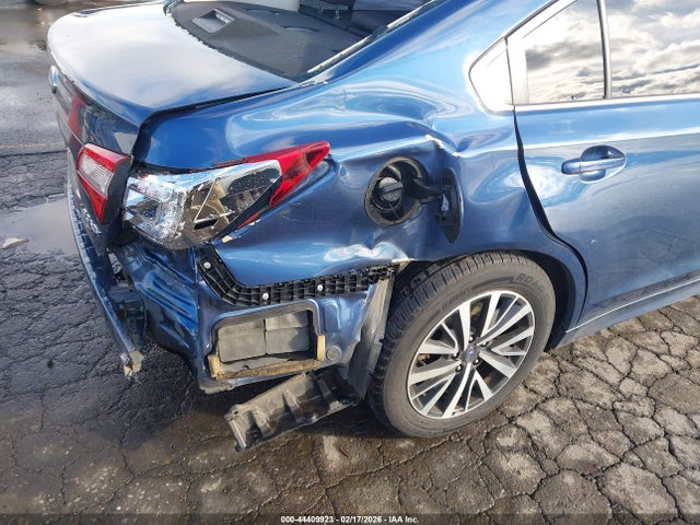 4S3BNAB60K3030859 Subaru Legacy 2.5i