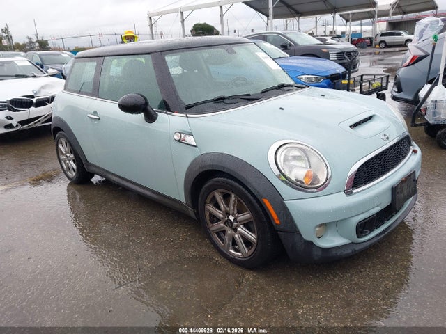 2012 MINI COOPER S WMWSV3C56CTY18450