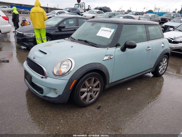2012 MINI COOPER S WMWSV3C56CTY18450 Photo 1