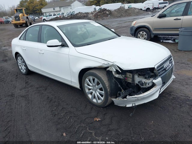 2011 AUDI A4 WAUFFAFL2BN053379 Photo 0