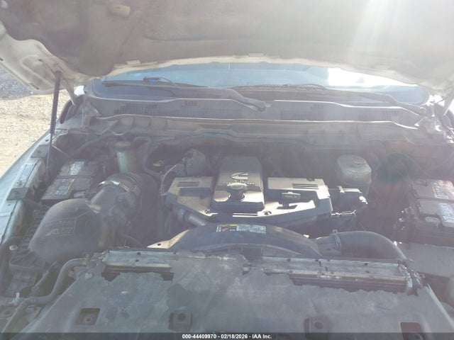 44409970 :رقم المزاد ، 3C63RRHL5DG550454 vin ، 2013 Ram 3500 Slt مزاد بيع