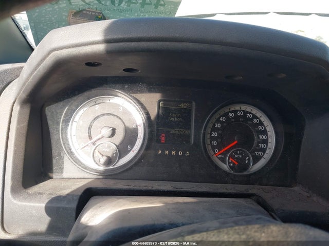 44409970 :رقم المزاد ، 3C63RRHL5DG550454 vin ، 2013 Ram 3500 Slt مزاد بيع