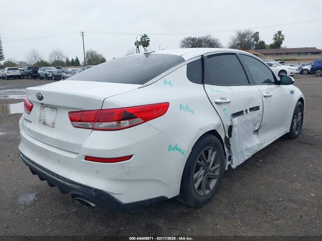 5XXGT4L32LG422762 KIA Optima Lx