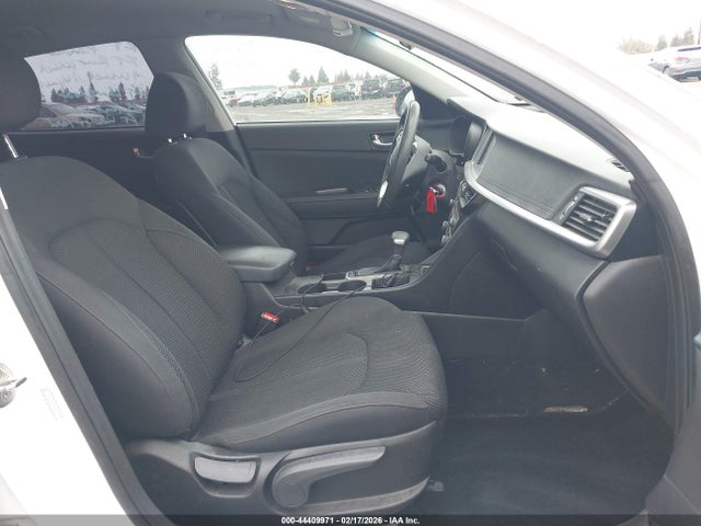 5XXGT4L32LG422762 KIA Optima Lx