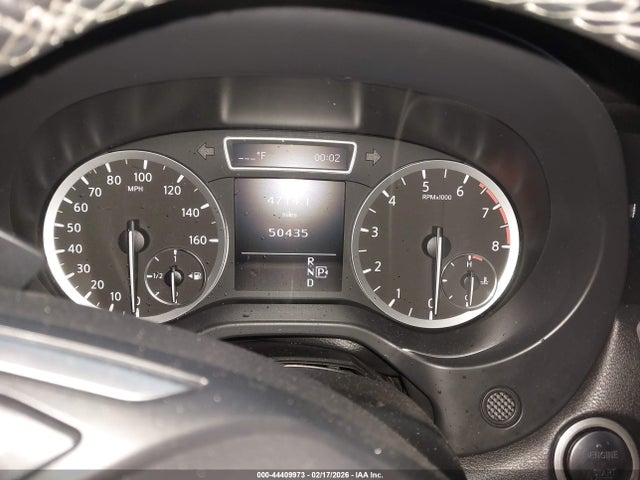SJKCH5CR5JA057235 Infiniti Qx30 Premium